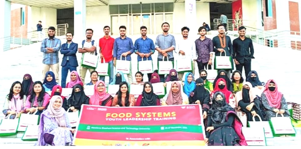 টাঙ্গাইলের মাভাবিপ্রবিতে তিনদিনব্যাপী ‘ফুড সিস্টেমস ইয়ুথ লিডারশিপ ট্রেনিং’ সম্পন্ন: পুষ্টি উন্নয়নে তিন কমিউনিটি অ্যাকশন টিম গঠন।