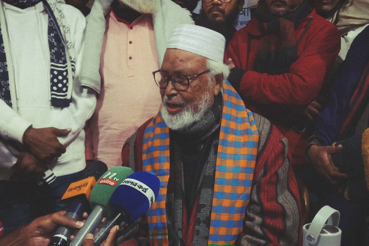 টাঙ্গাইল-৮ আসনে সালাউদ্দিন আলমগীর রাসেলের পক্ষে মাঠে নামার ঘোষণা বঙ্গবীর কাদের সিদ্দিকীর