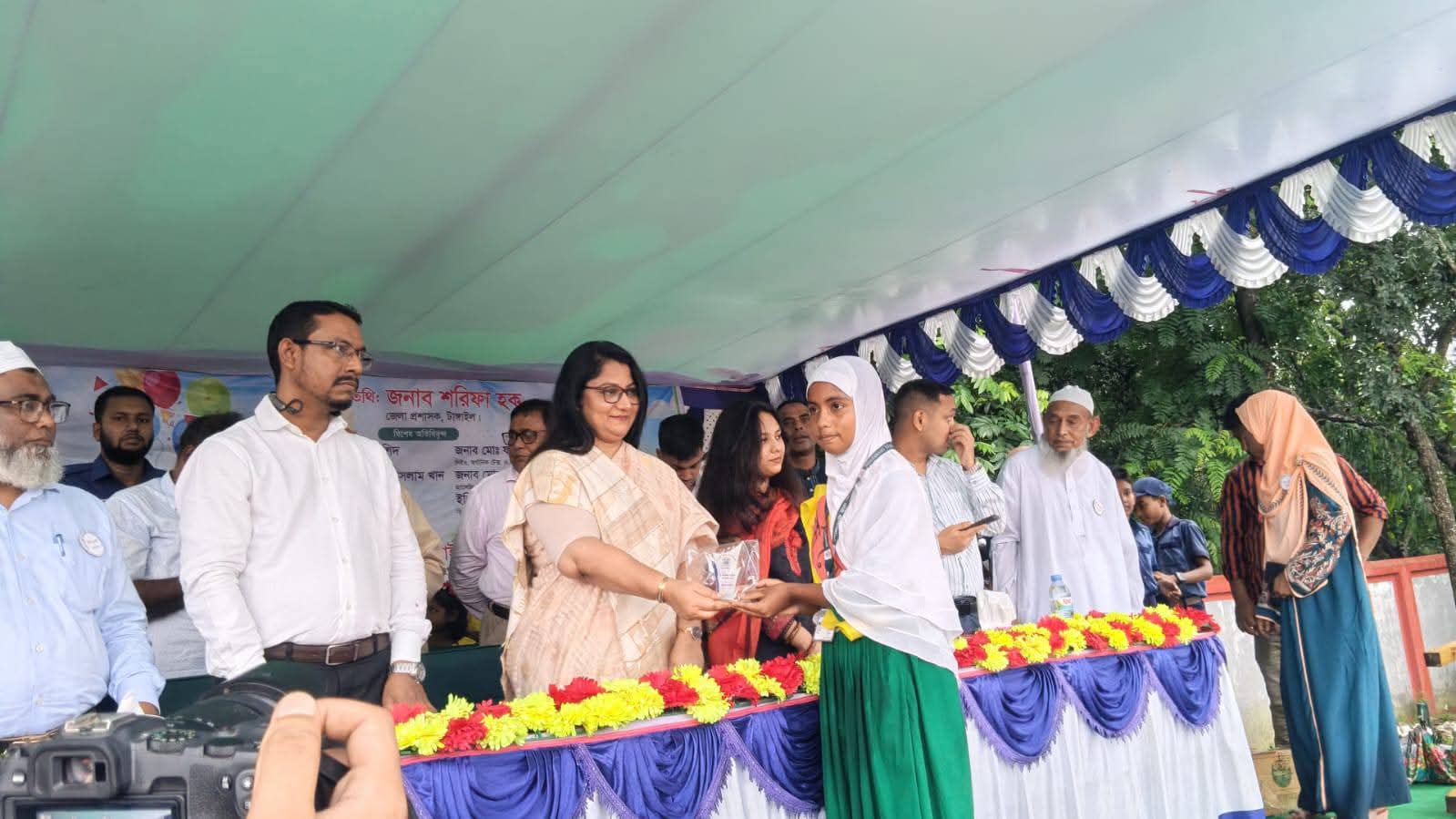মধুপুরে শিশুমেলা অনুষ্ঠিত ১৭ বৃত্তিপ্রাপ্ত শিক্ষার্থীকে সংবর্ধনা