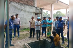 জামালপুরে জ্বালানি তেলের মজুদ ও বিক্রি পরিস্থিতি পর্যবেক্ষণে ভ্রাম্যমাণ অভিযান